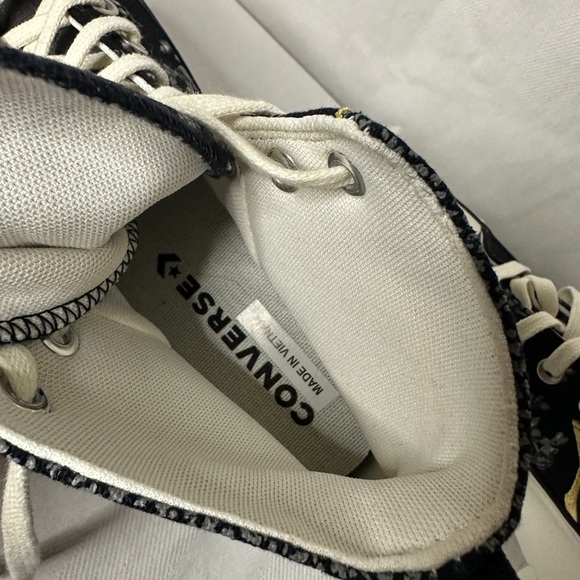 Converse Womens Run Star Hike High Top Women’s 9.5 Black Floral Metallic - Picture 6 of 8